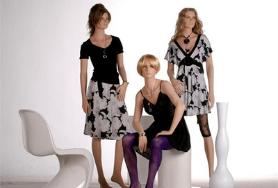 服裝行業(yè)未來發(fā)展方向:由拼產(chǎn)品規(guī)模轉拼產(chǎn)品品牌-世界服裝鞋帽網(wǎng)-行業(yè)門戶.全國十佳電子商業(yè)行業(yè)門戶網(wǎng)站